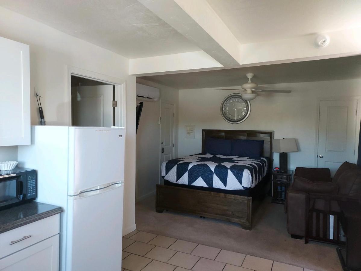 Apartament Tail Wind Life Llc Page Zewnętrze zdjęcie